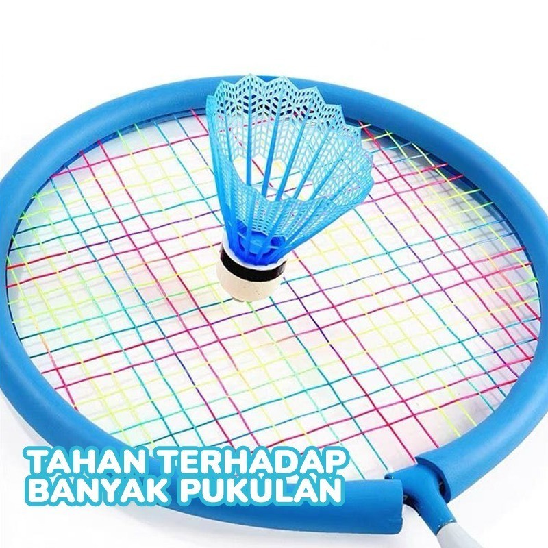 Set 2 Pcs Mainan Raket Bulutangkis Anak Ringan FREE Tas dan 3 Kok Nilon Cocok untuk Anak-anak - Gambar 2