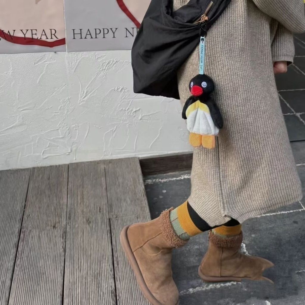 pingu keychain popmart blind box pingu plushie Penguin toys keychain ...