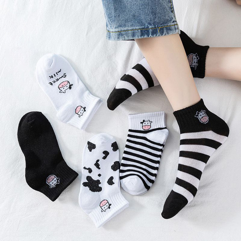 POPmaker Kaos Kaki Korea Motif Sapi Lucu Wanita Pria - Gambar 2
