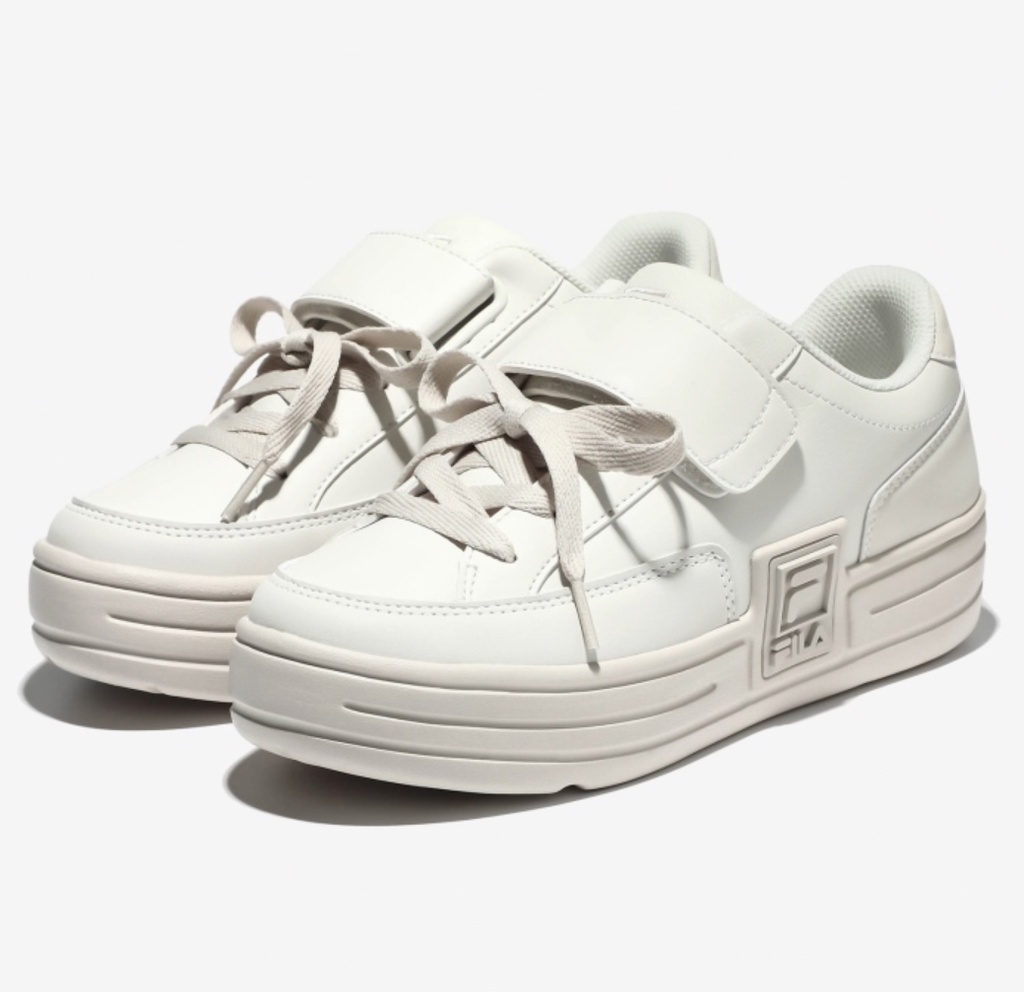 Cute deals fila sneakers