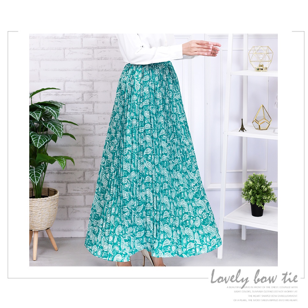 KM Muslimah Women Size M-XXL A line Floral Strong Elastic KM Muslimah Women Size M-XXL A line Floral Strong Elastic