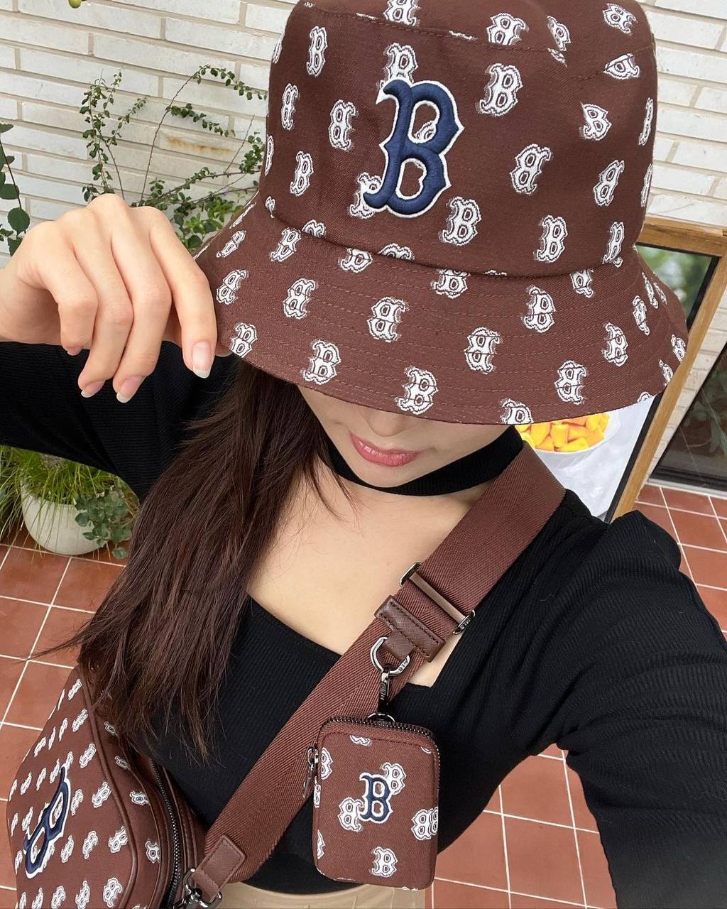 Mlb bucket hats with hot sale string