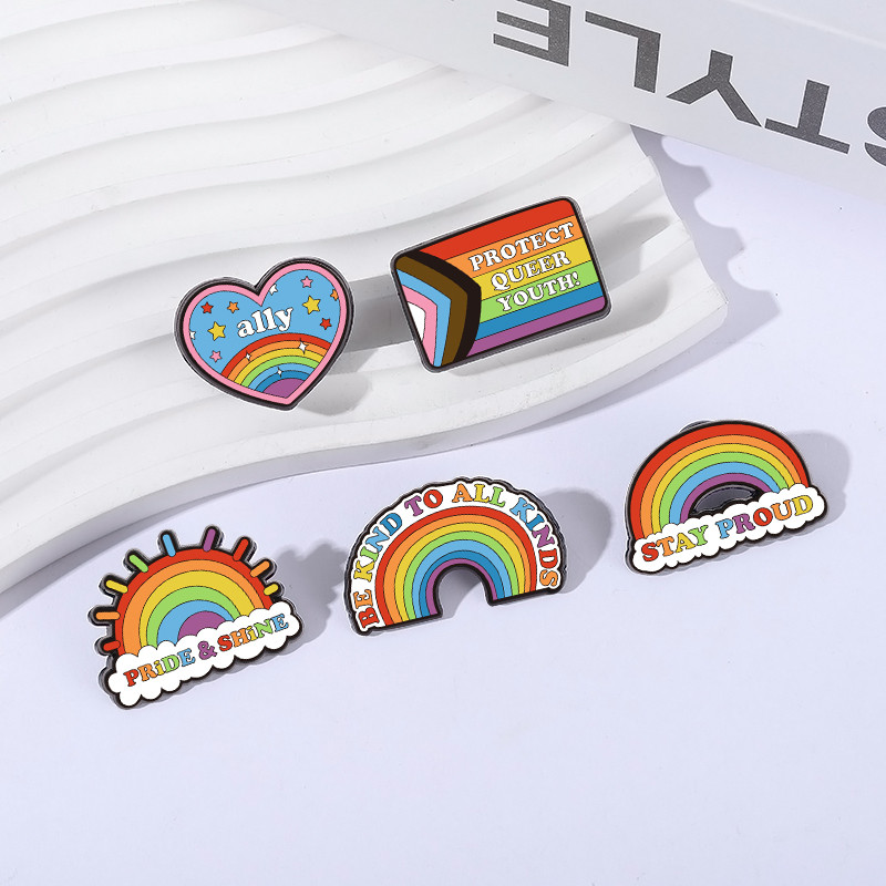 LGBTQ Rainbow Flag Heart Enamel Pin Bisexual Pride Lesbian Gay Brooch ...