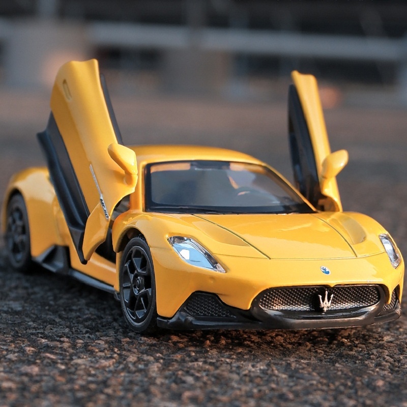 Sports Car Queen Maserati MC20 Supercar Simulation Exquisite Diecasts
