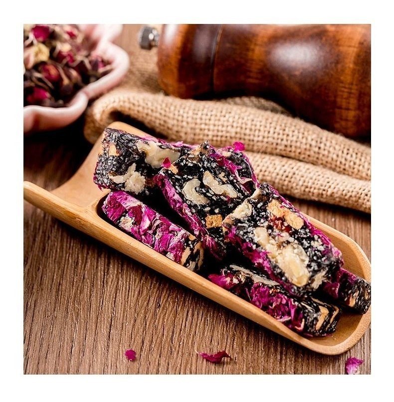 玫瑰黑芝麻核桃糕红枣枸杞 Nutrition cakes, rose, red dates, walnuts, wolfberry ...