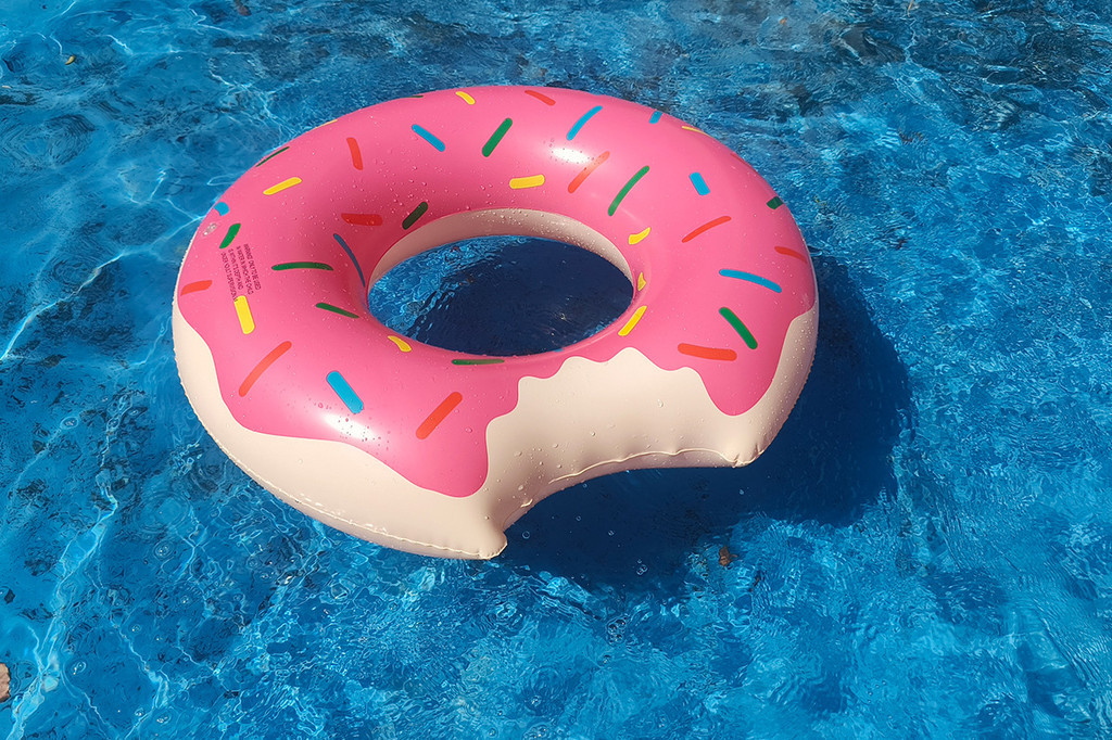 Donut Swimming Ring Inflatable Swim Pool Float For Kid Adult Swimming ...