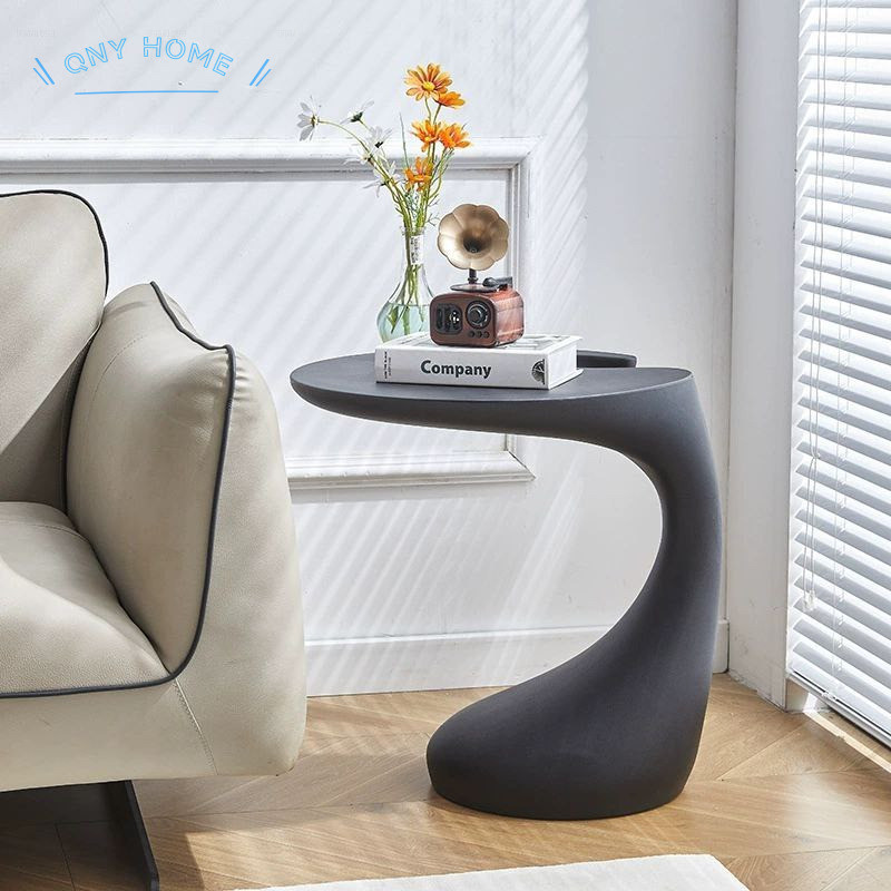 LQ Nordic Creative Shape Sofa Side Plastic Tea Table Small Apartment ...