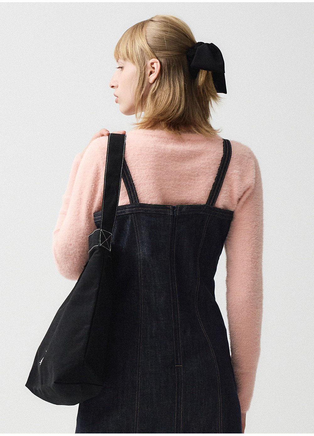 【MARITHEFRANCOISGIRBAUD】 CLASSIC LOGO BUCKET BAG MARITHE FRANCOIS GIRBAUD CLASSIC LOGO MINI BUCKET BAG