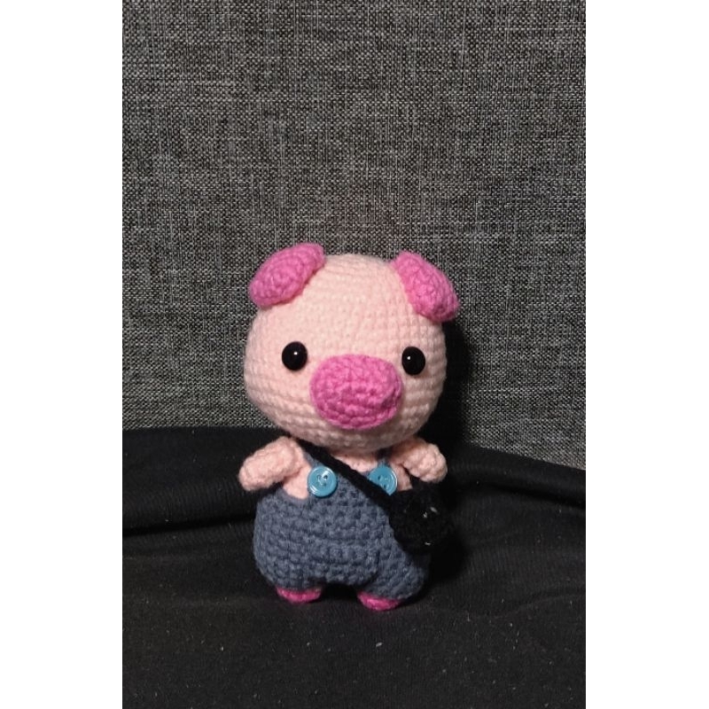 Crochet Piggy Doll Keychain (Little Mr. and Miss Oinky) | Shopee Singapore