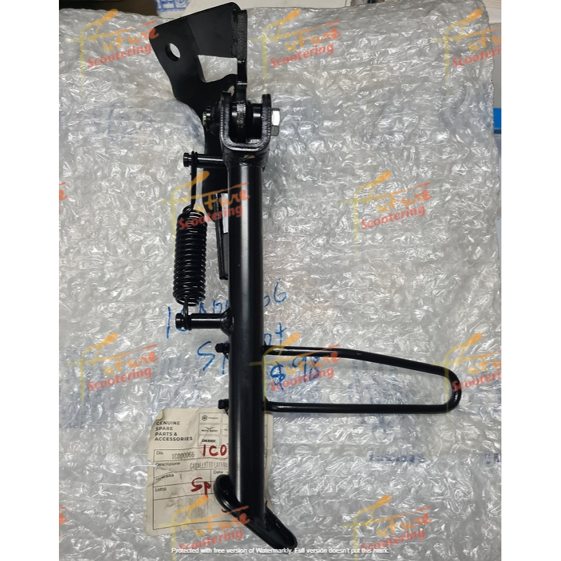 Vespa Sprint 150 3V Side stand (Genuine Vespa Spare Part / Accessories