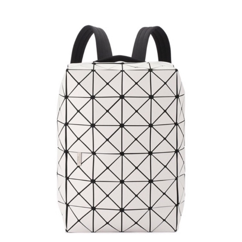 BAO BAO ISSEY MIYAKE リュック ホワイト Issey Miyake Bao Bao Cuboid Backpack | Shopee Singapore