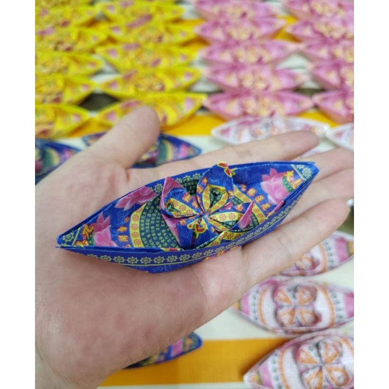 108艘莲花小法船/九色莲花法船/清明节/农历七月/普渡作用 | Shopee Singapore