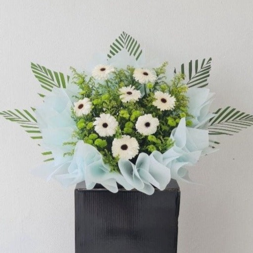 FREE DELIVERY Heartfelt Tribute Condolences Flower Stand Flower