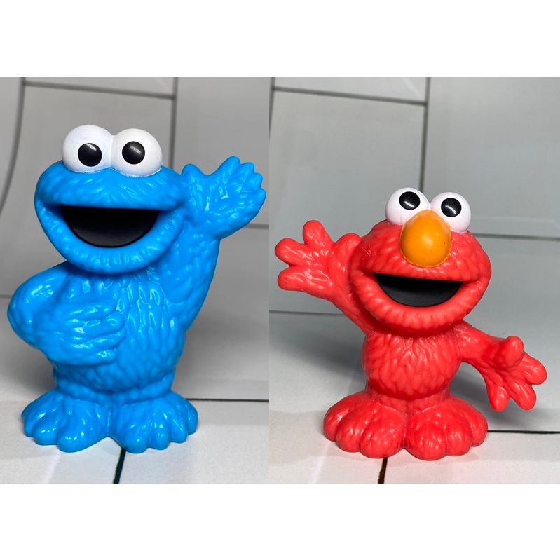 Sesame Street / Elmo / Cookie Monster Figurines / Cake Toppers (2 Pcs a ...