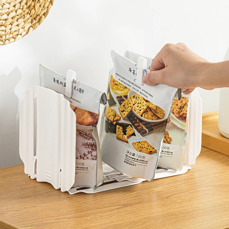 🇸🇬 [SG Stock] Fridge Divider Freezer Organizer Divider Storage