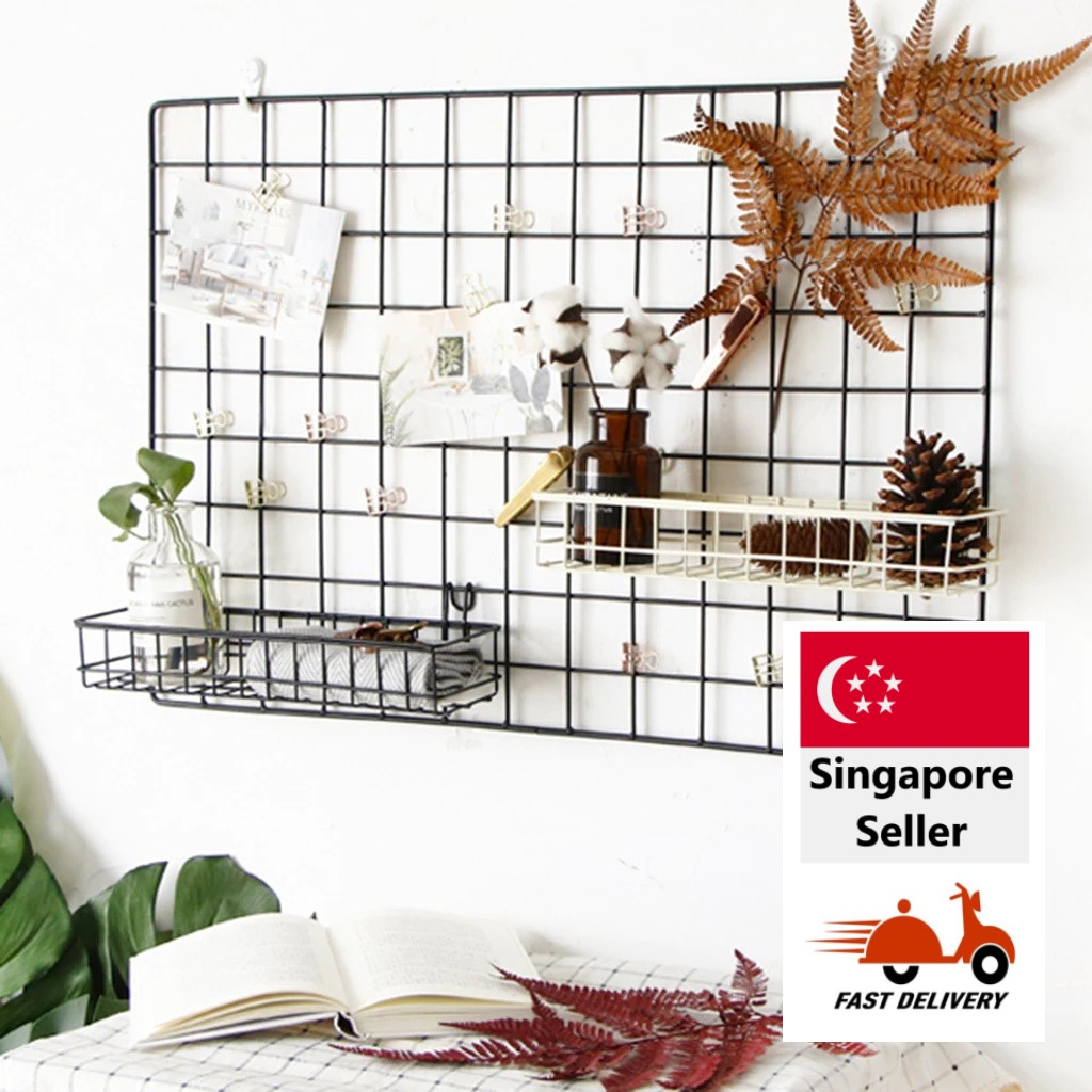 Heavy Duty Black metal wire mesh netting grid for wall mount hook display / shelf fence / pet cage