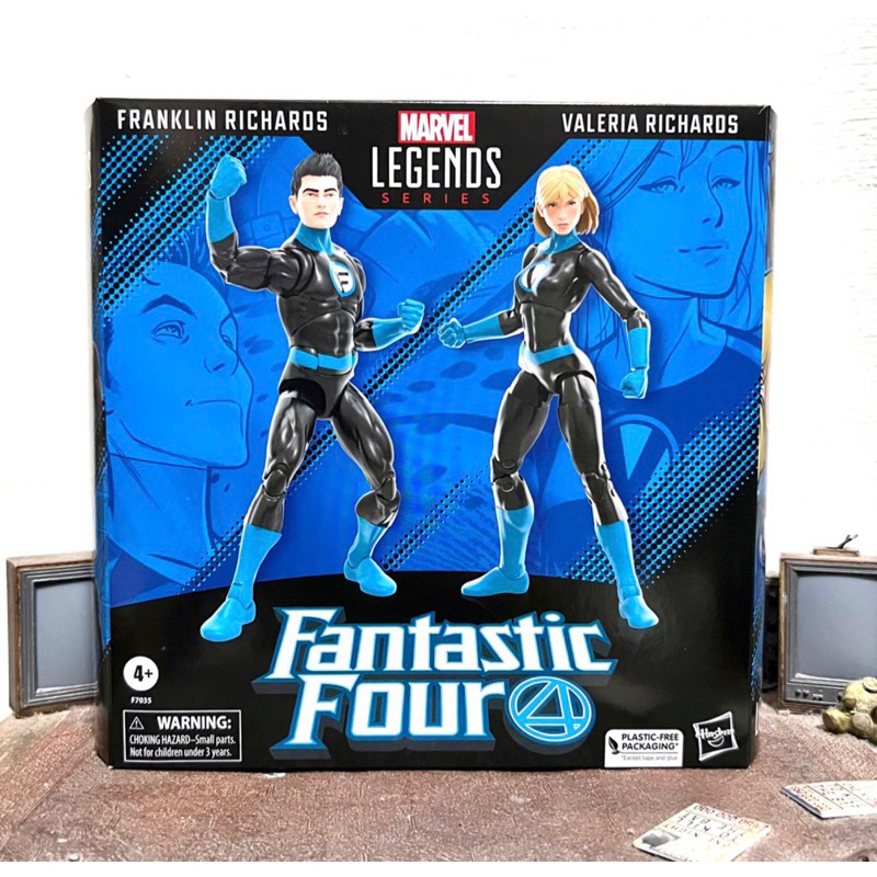 Hasbro Marvel Legends Fantastic Four Franklin Richards and Valeria ...