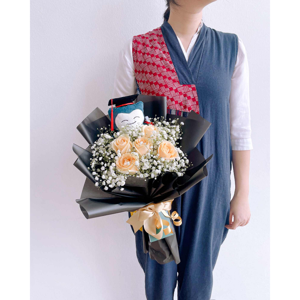 Snorlax Graduation Bea Bouquet | Shopee Singapore