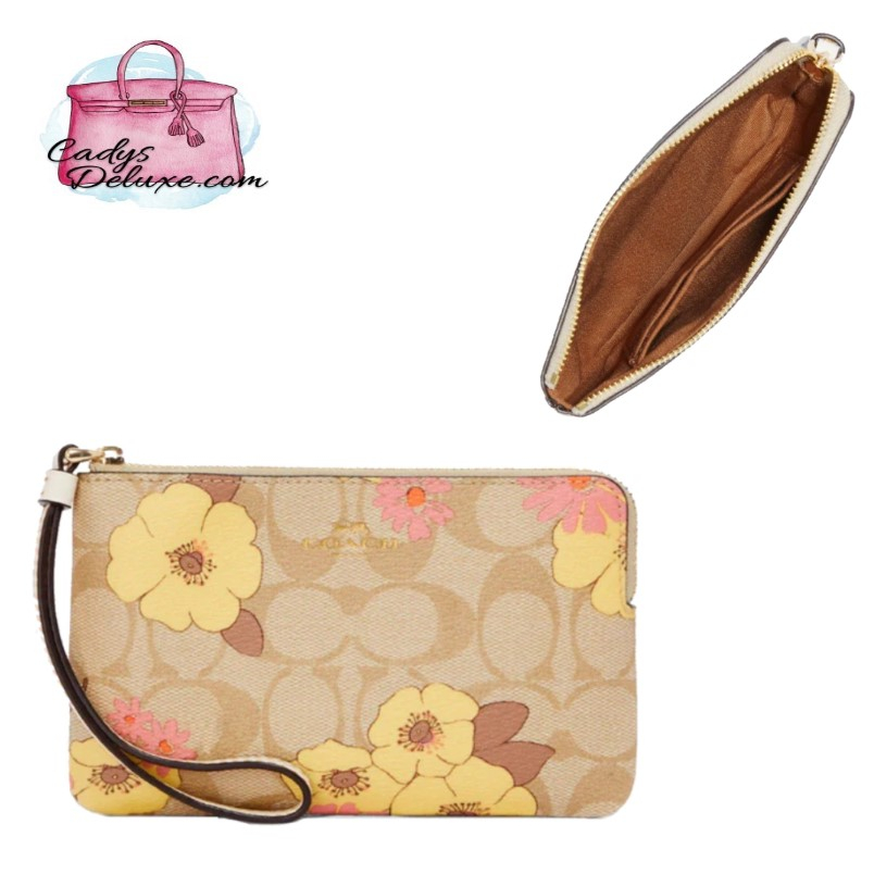 Coach discount wristlet sg