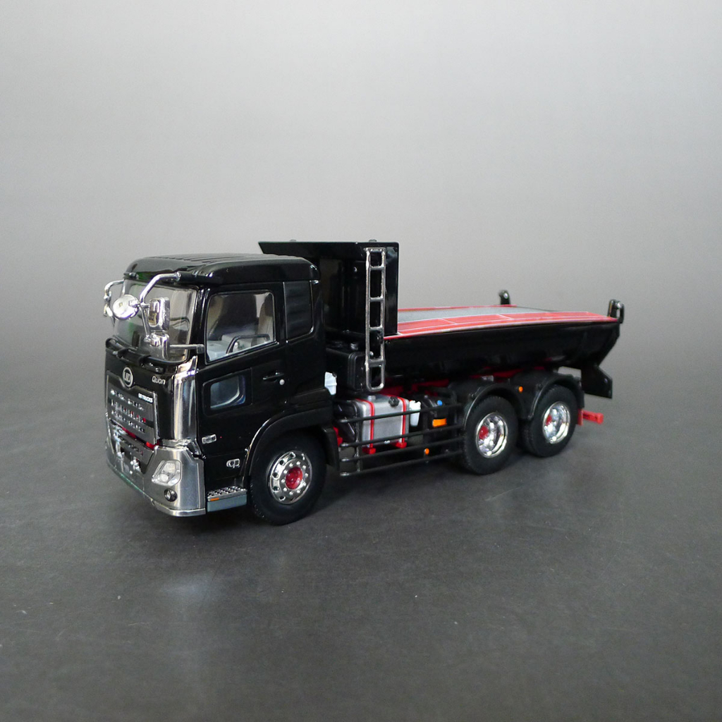 Kyosho 1/43 scale UD Trucks Quon Highly detailed Tipper Dump Kyosho 1/43 scale UD Trucks Quon Highly detailed Tipper Dump