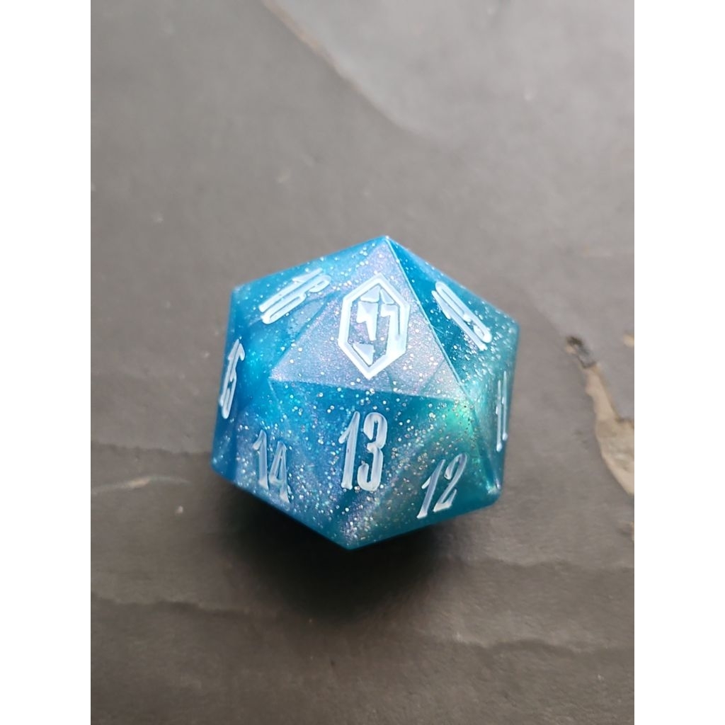 mtg final fantasy gift bundle dice Magic: The Gathering Countless elements from the games are here for players to weave together their own stories MTG Final Fantasy Oversized Dice