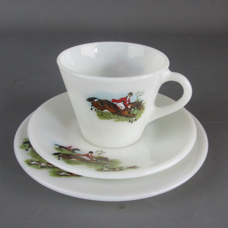 [Preloved] HTF JAJ Vintage Pyrex Tally Ho trio set hunter horse (cup ...