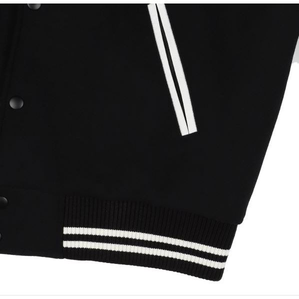 LE SSERAFIM [LE SSERAFIM x Peaches.] VARSITY JACKET | Shopee Singapore