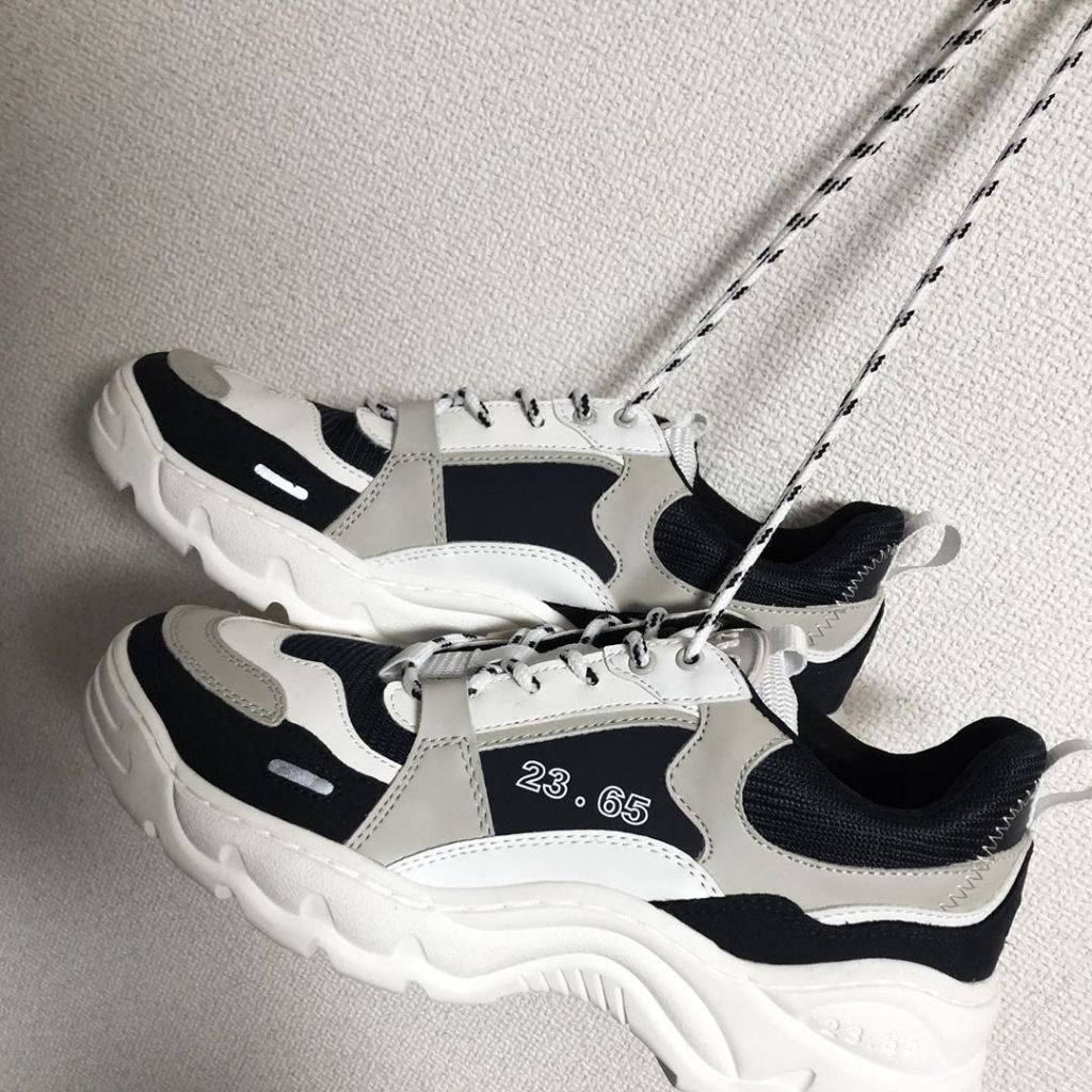 23.65 V2 Daddy Shoes Black White (BTS Jungkook, Li Zhikyu Same