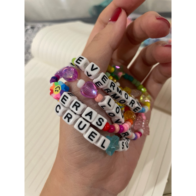 Cute hot sale tumblr bracelets