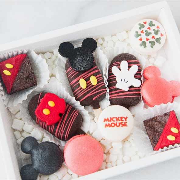 Mickey Mouse Macaron Cakesicles set Shopee Singapore