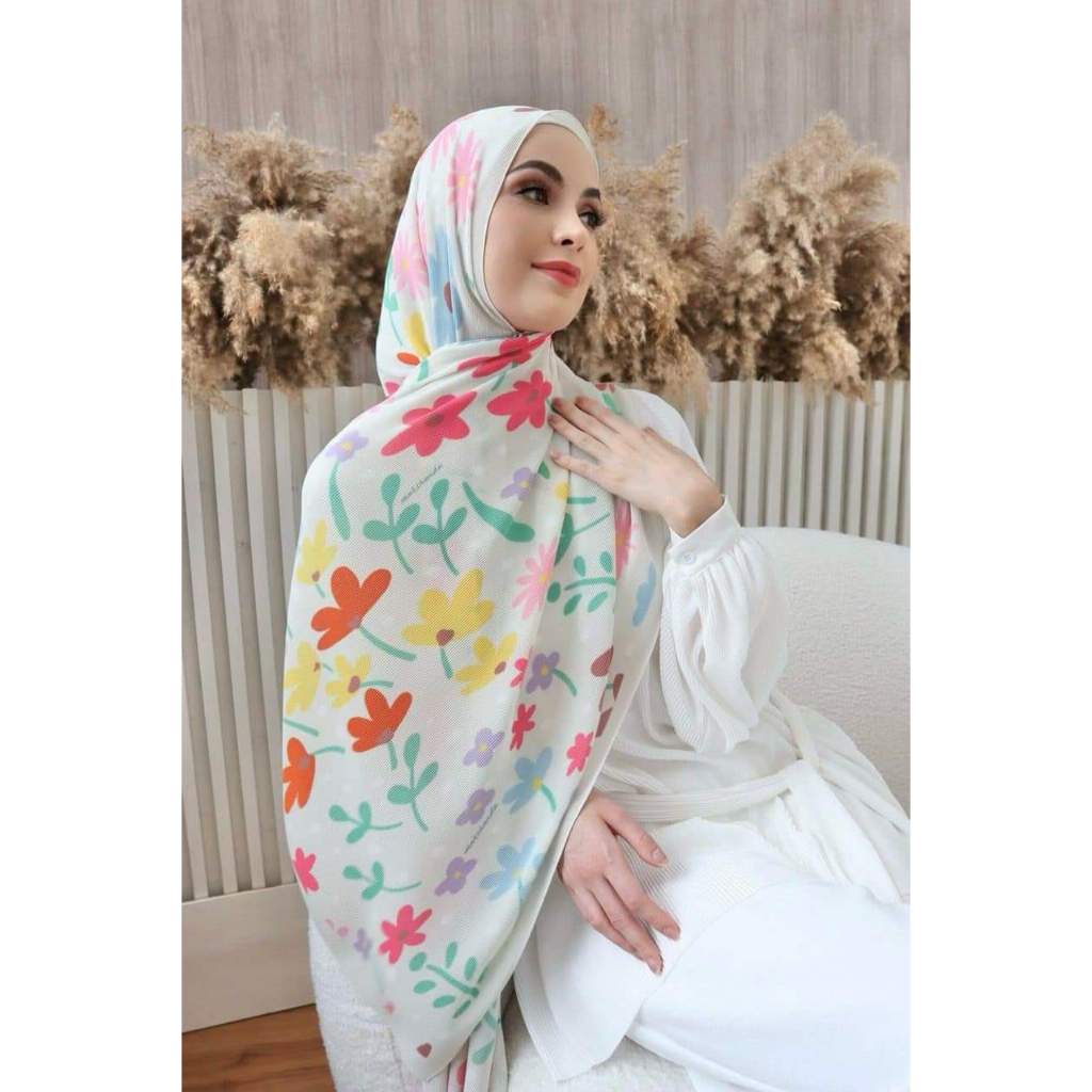 [SG SELLER] SUGARSCARF PLEATED SHAWL Shopee Singapore