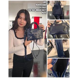 BALENCIAGA: Hourglass top handle xs bag in leather - Beige | Balenciaga  crossbody bags 593546 1QJ4Y online at