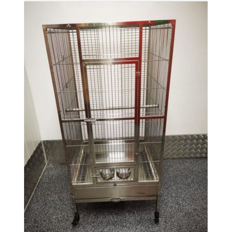 Parrot Cage of 304 stainless steel. Includes perch and 2 cups