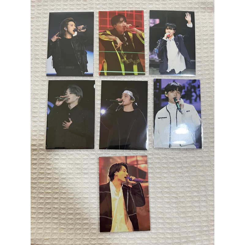 MERCH] BTS Mic Badge Photocard Pc Hybe Insight | Shopee Singapore