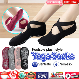 Hot Selling Yoga Socks with Grips for Women Non- Slip Socks for Pilates  Barre Dance Home - China Socks and Cotton Socks price