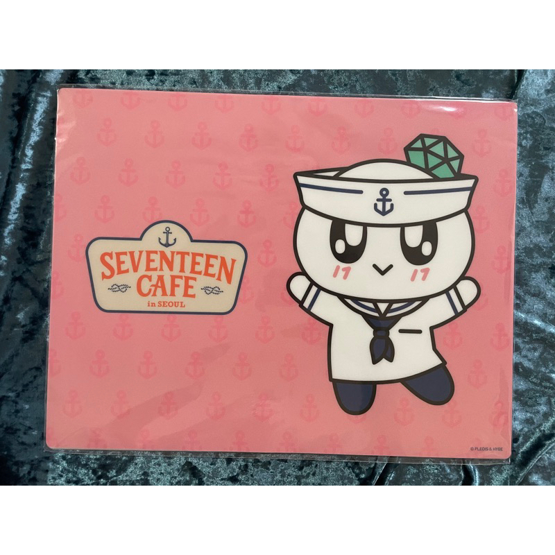 MERCH] Seventeen Cafe in Seoul Tray / Table Mat / Photocard PC