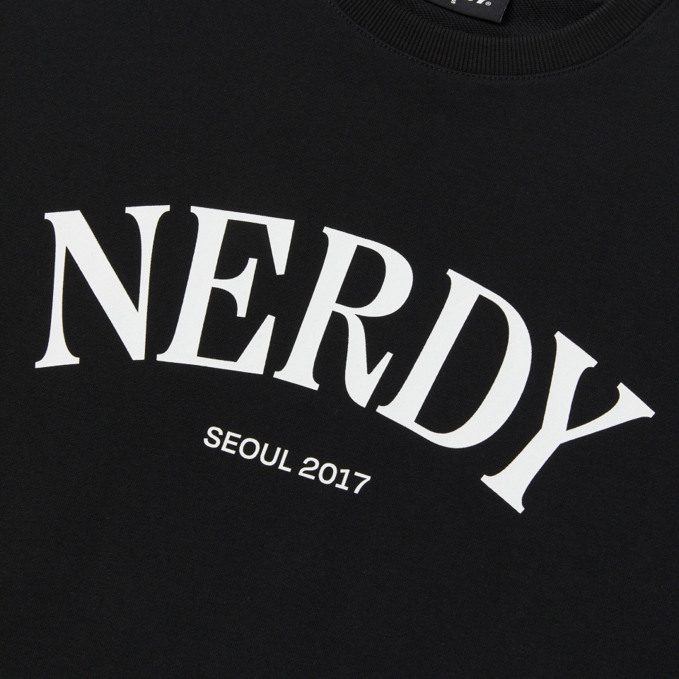 NERDY X Seventeen The 8] Korea Unisex 24SS Serif Arch Logo