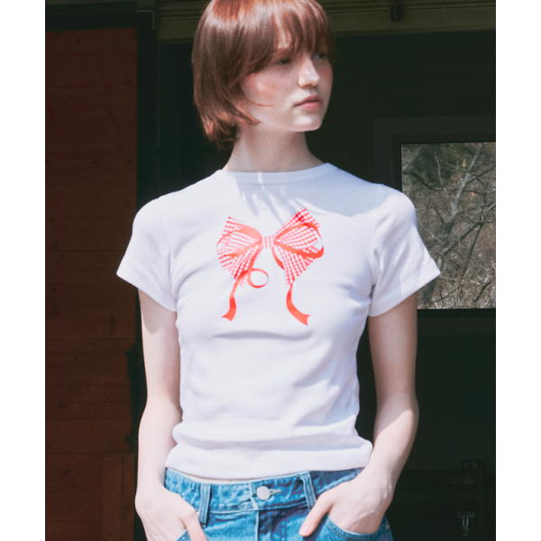BLACKPINK JENNIE PICK RONRON DOUBLE RIBBON SLIM CROP T SHIRT