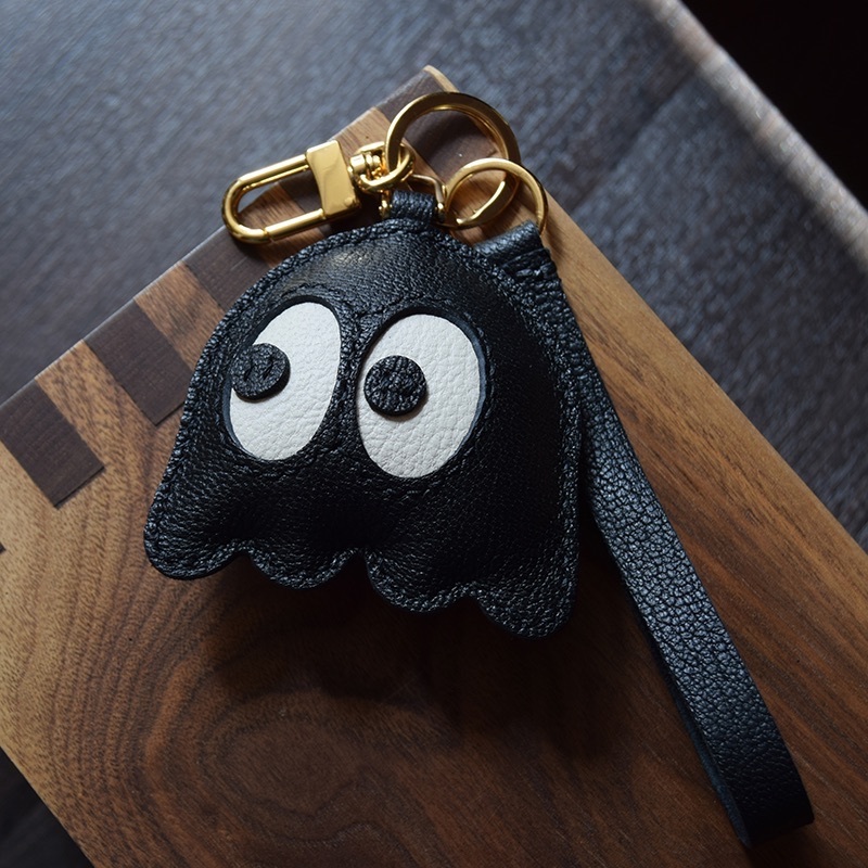 小物 PAC-MAN GHOST FRGMT LEATHER BAG CHARM Leather Pac-man Bag Charm, Handmade Ghost Charm, Cute Ghost