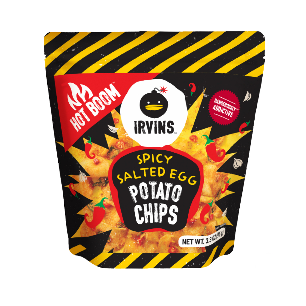 IRVINS Hot Boom Salted Egg Potato Chips 95G | Shopee Singapore