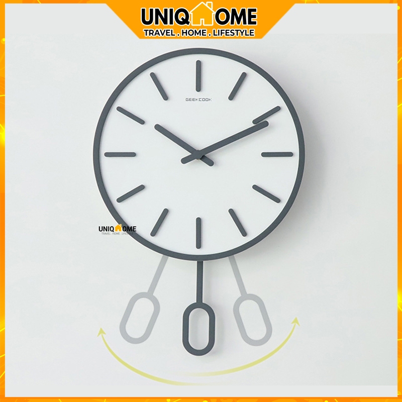 Uniqhome Wall Clock Pendulum Swinging Movement Wooden Wooden Clock Wall