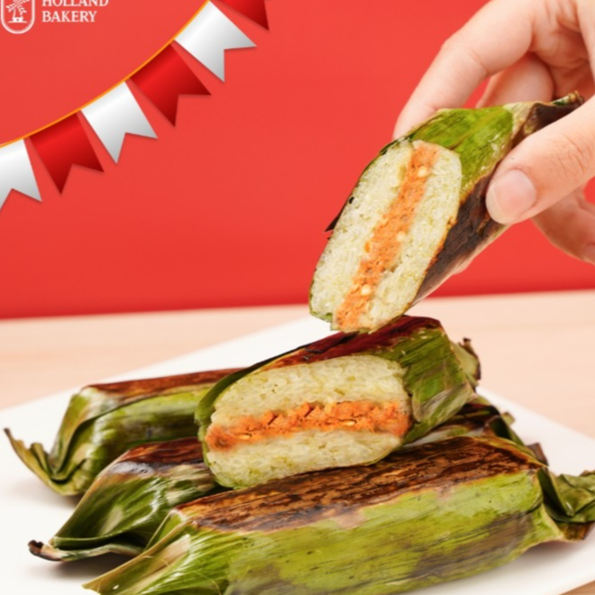 Holland Bakery Lemper Ikan 20 pcs / Glutinous rice fish otah / Lemper ...