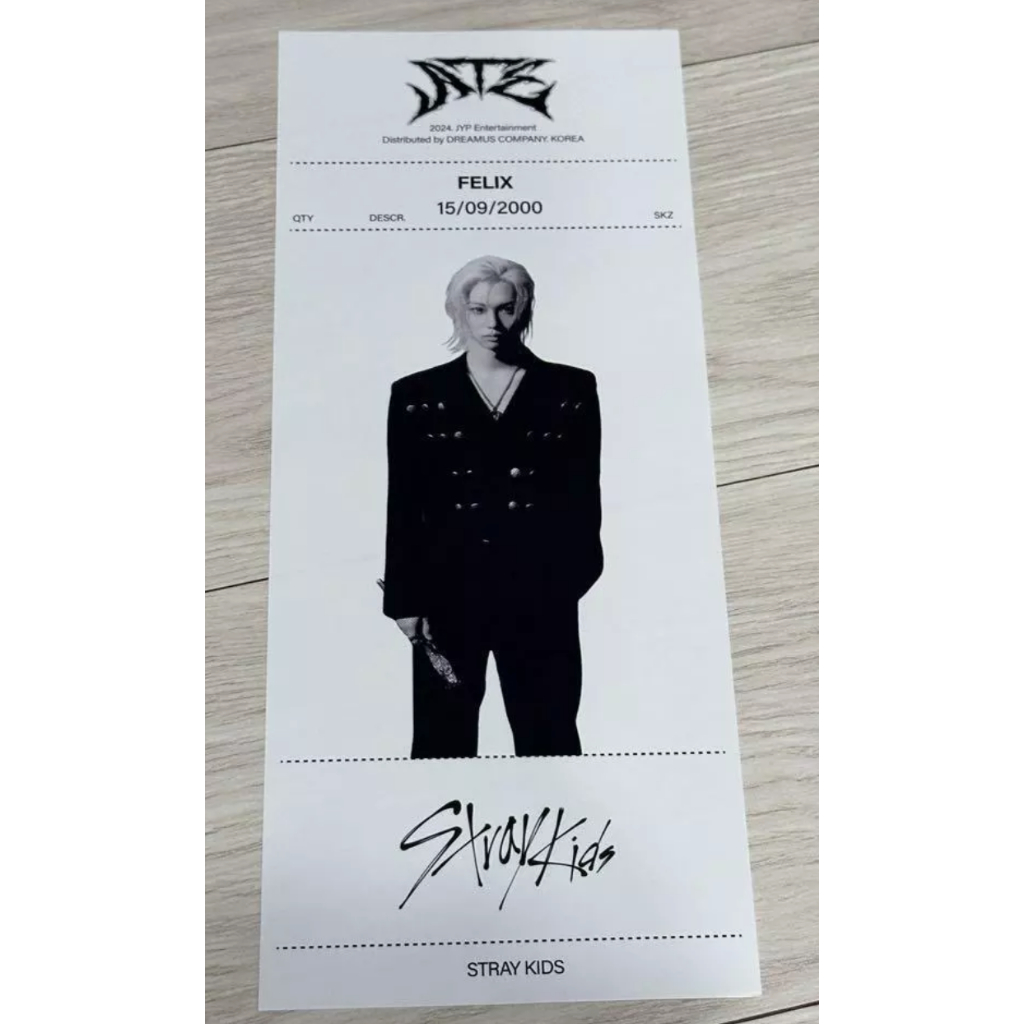 STRAY KIDS MINI ALBUM ATE OFFICIAL ALBUM PHOTO CARD / BANGCHAN LEE