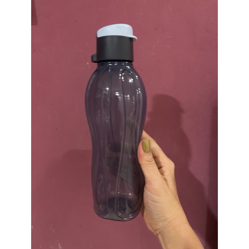 Tupperware flip cap eco bottle 500ml in black | Shopee Singapore