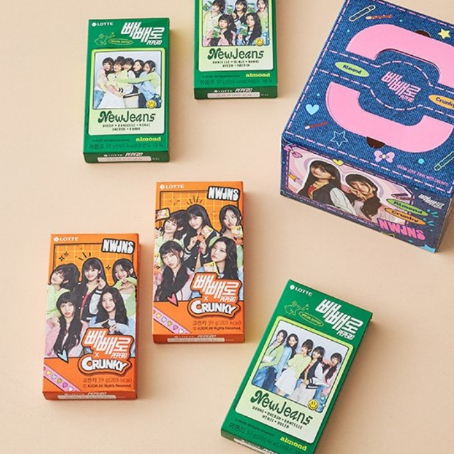 NJZ NewJeans pepero ] New Jeans 8 / 10 / 24 pcs 1 Box red green
