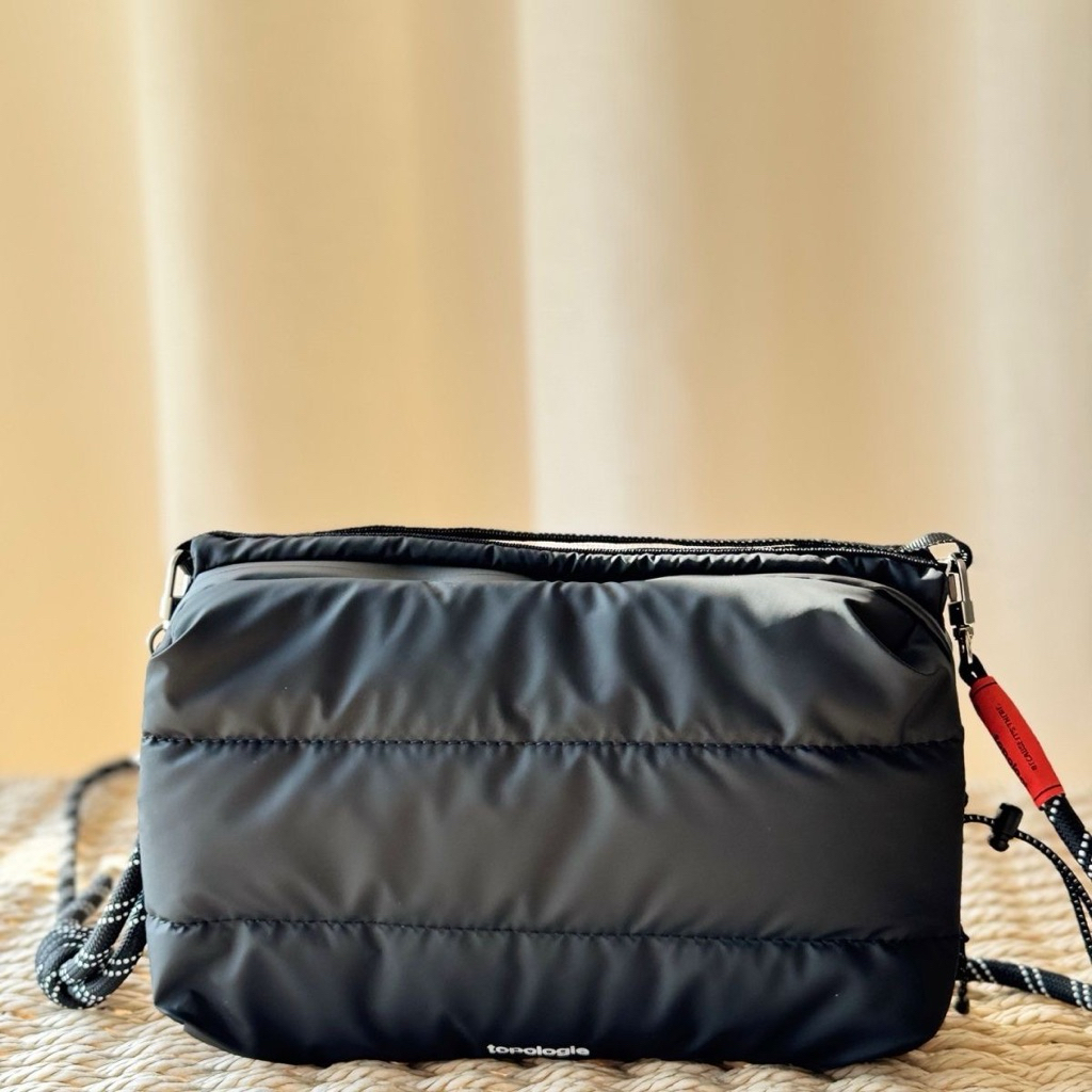 🇸🇬STOCK| the bag. TOPOLOGIE Bottle Sacoche Large BOTTLE BAG