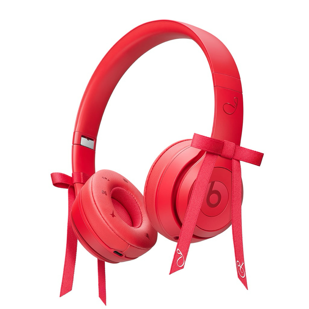 Red” “Ruby 4 Solo Beats Beats Asia Tatler | sensation red ruby A 4: Solo Beats and Jennie JENNIE x ヘッドホン