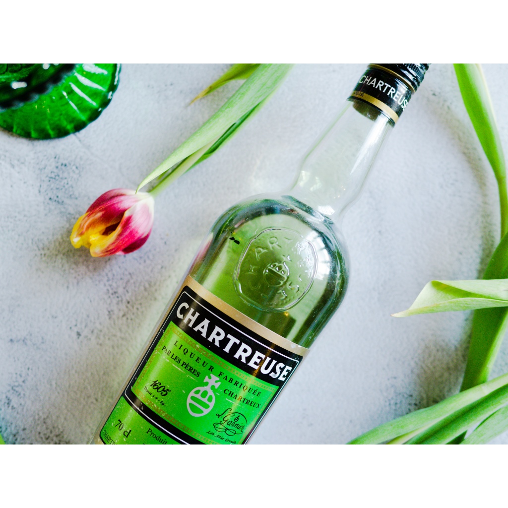 Chartreuse Green 700mL 55% ABV | Shopee Singapore