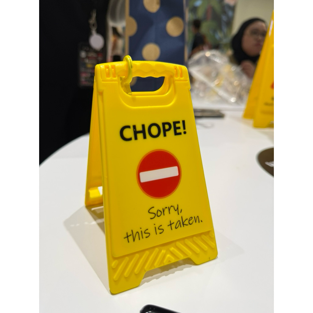 [SG] CHOPE Table CHOPE Seats | Lunchtime best Buddy! FUN and Quirky ...
