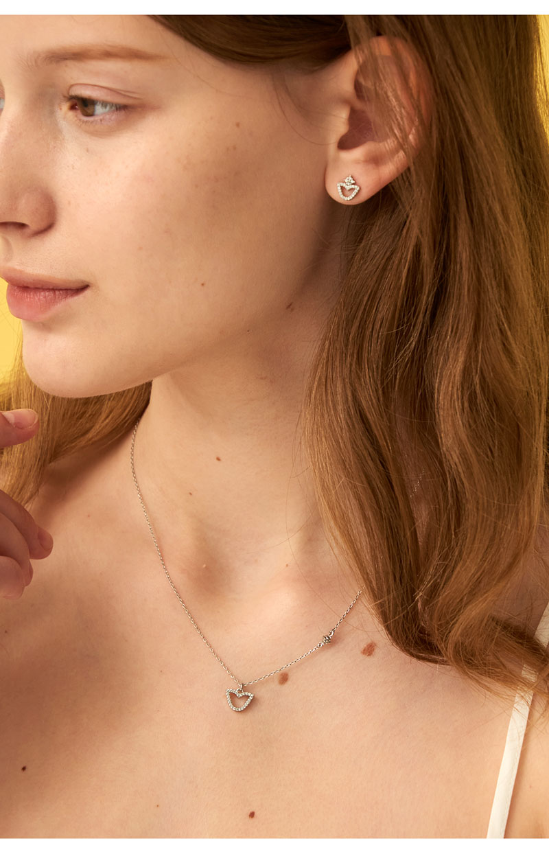 ★NOONOO FINGERS★ Freesia Necklace NOONOOFINGERS Freesia Necklace Flower Pendant Jewelry